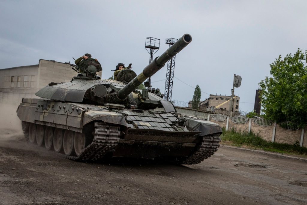T-72 ucraino durante la battaglia di Lysychansk